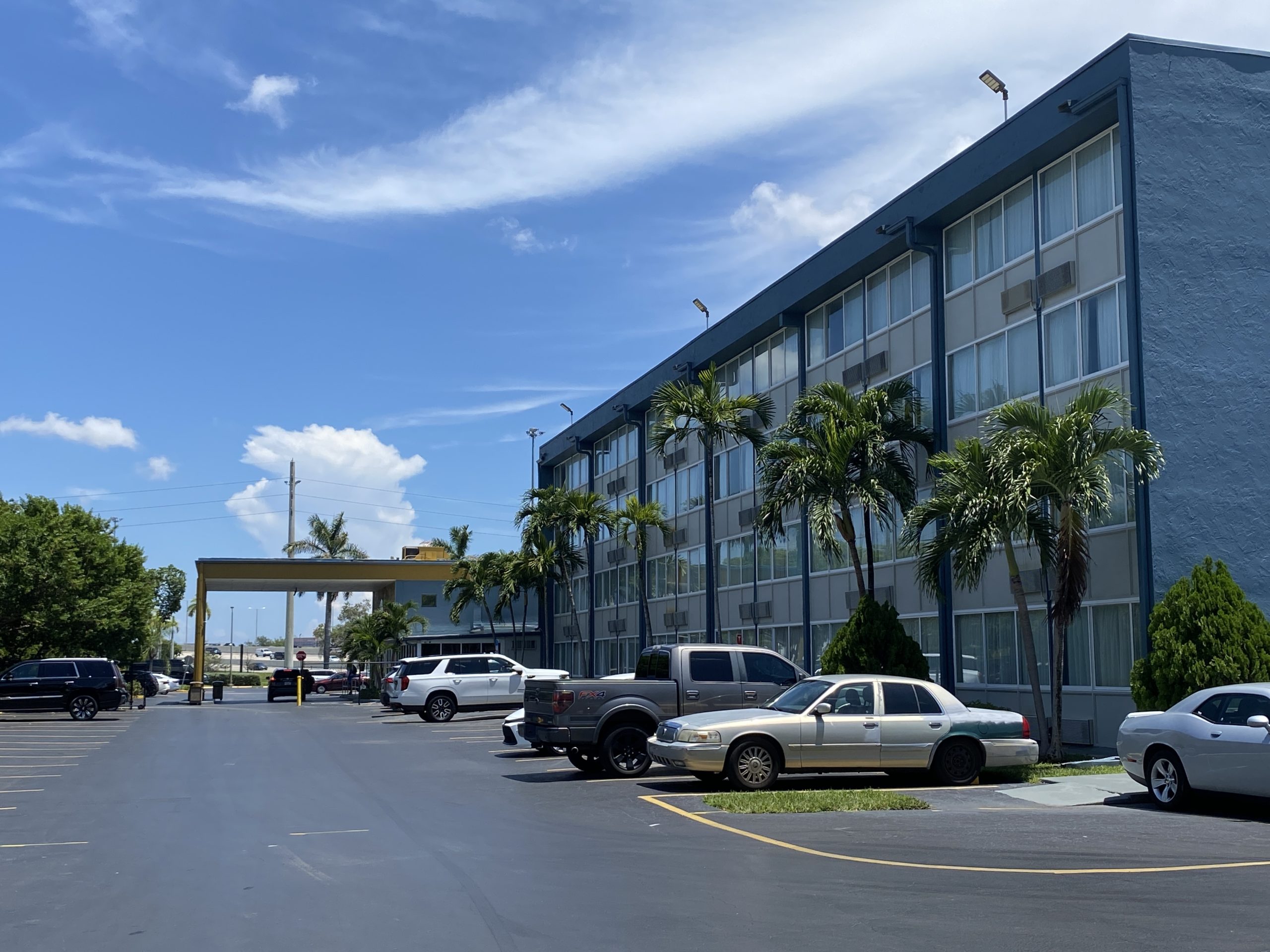 Marcus & Millichap Arranges $17.7M Sale of Days Inn Airport Hotel, Brewery in Miami