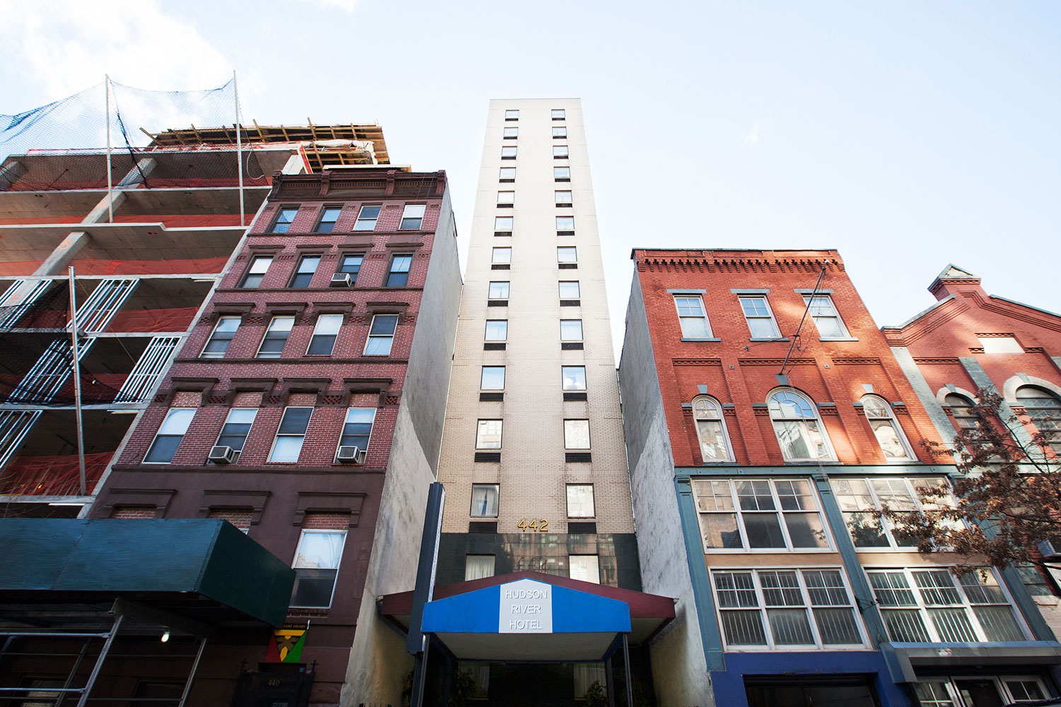 Marcus & Millichap Arranges $18M Sale of The Hudson River Hotel