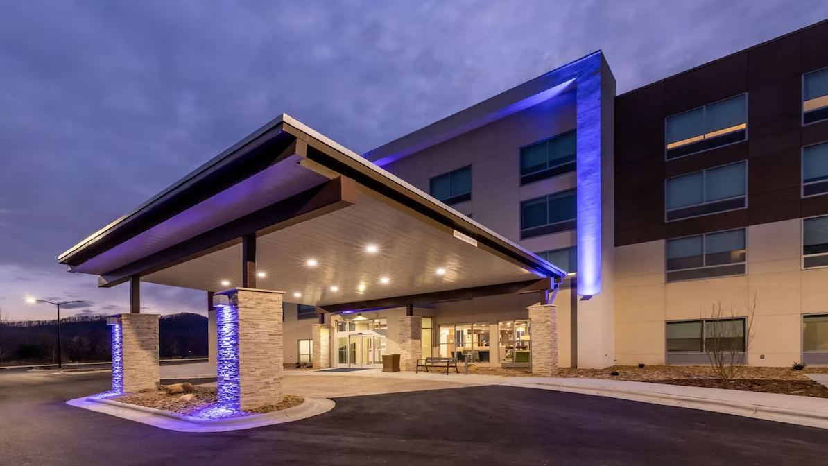 Marcus & Millichap Brokers Sale of Holiday Inn Express & Suites Near the Blue Ridge Mountains